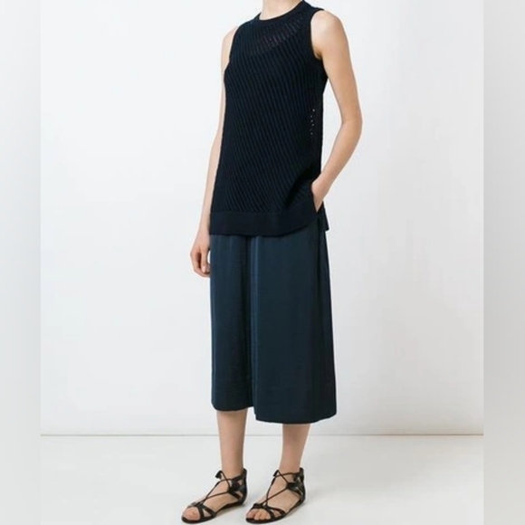 VINCE Sleeveless Mesh Stitched Top XS NWT - Picture 8 of 8